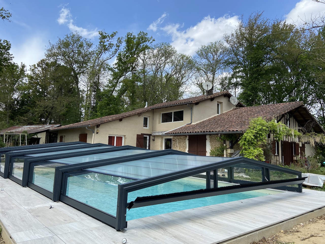 Abri piscine Saint Julien en Genevois